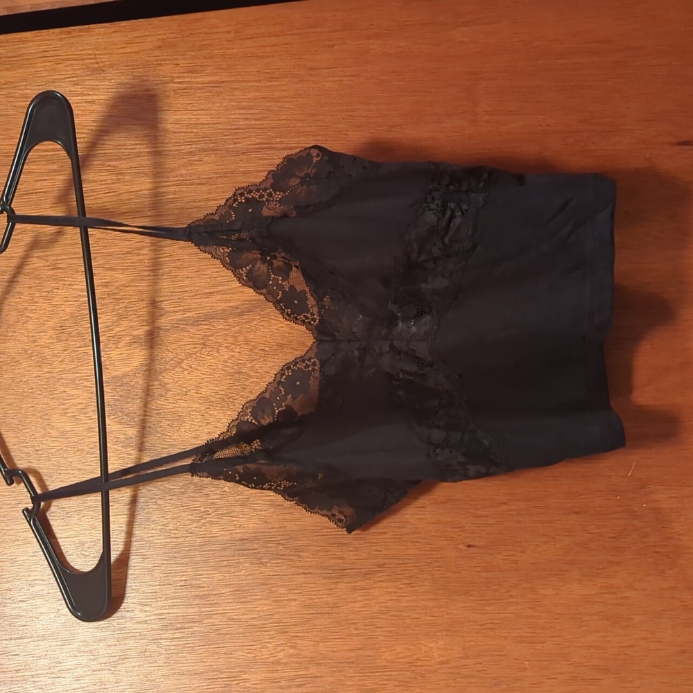 VS lace cami